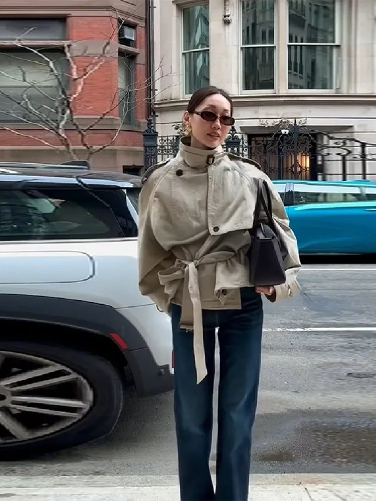 Vintage Stand Stand Neck Khaki Jacket Chic Leisure Full Sleeve Short Trench Coat 2025 NEW Autumn Fashion Commute Lady Outwear