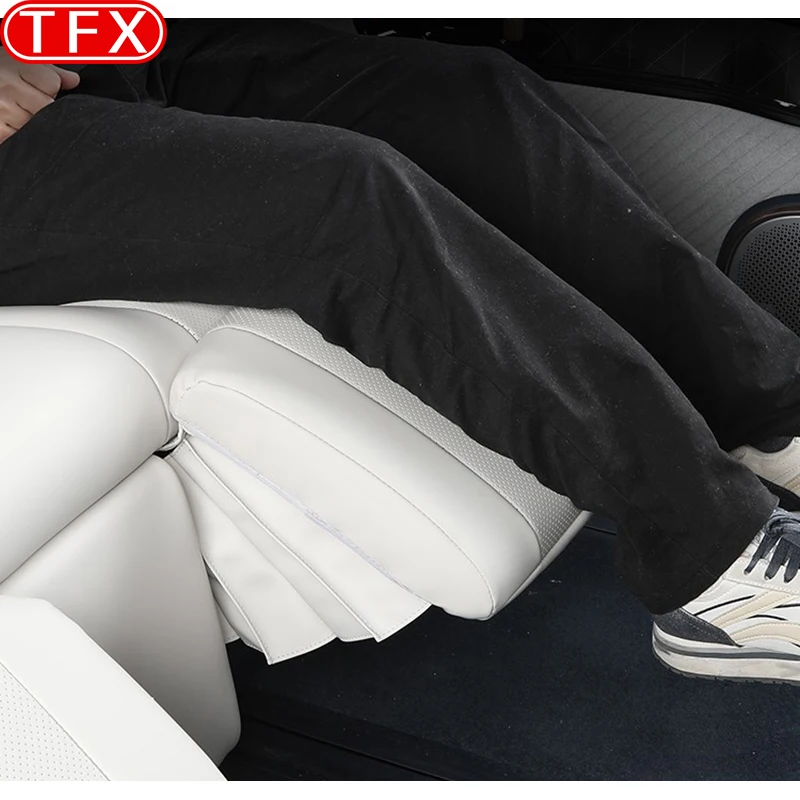 For Zeekr Mix 2024-2026 Car Styling Rear Electric Leg Rest Protective Cover Second Row Seat Footrest Anti Kick Pad Accessories