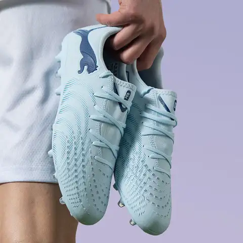 Chaussures de football Puma Future 7 Play MG 108904-03 Chaussures de football pour gazon artificiel pour hommes