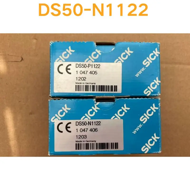 New DS50-N1122 Distance Measuring Sensor  Fast Shipping