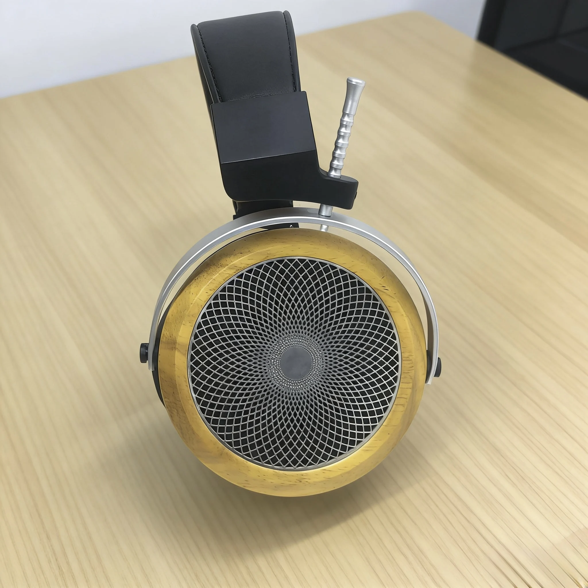 

Open-type over-ear headphones, 105mm wired headphones, with high-fidelity and audiophile-grade lossless sound quality