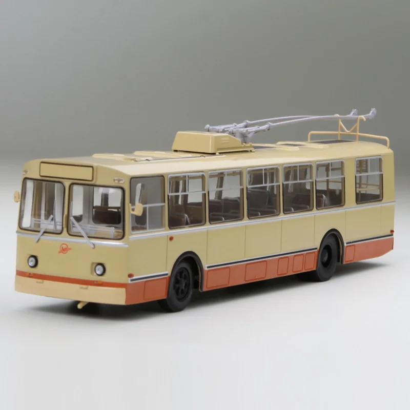 SSM Diecast 1/43 Scale Former Soviet Union ZIU 9 Trolleybus Alloy Car Model Collection Souvenir Ornaments Display