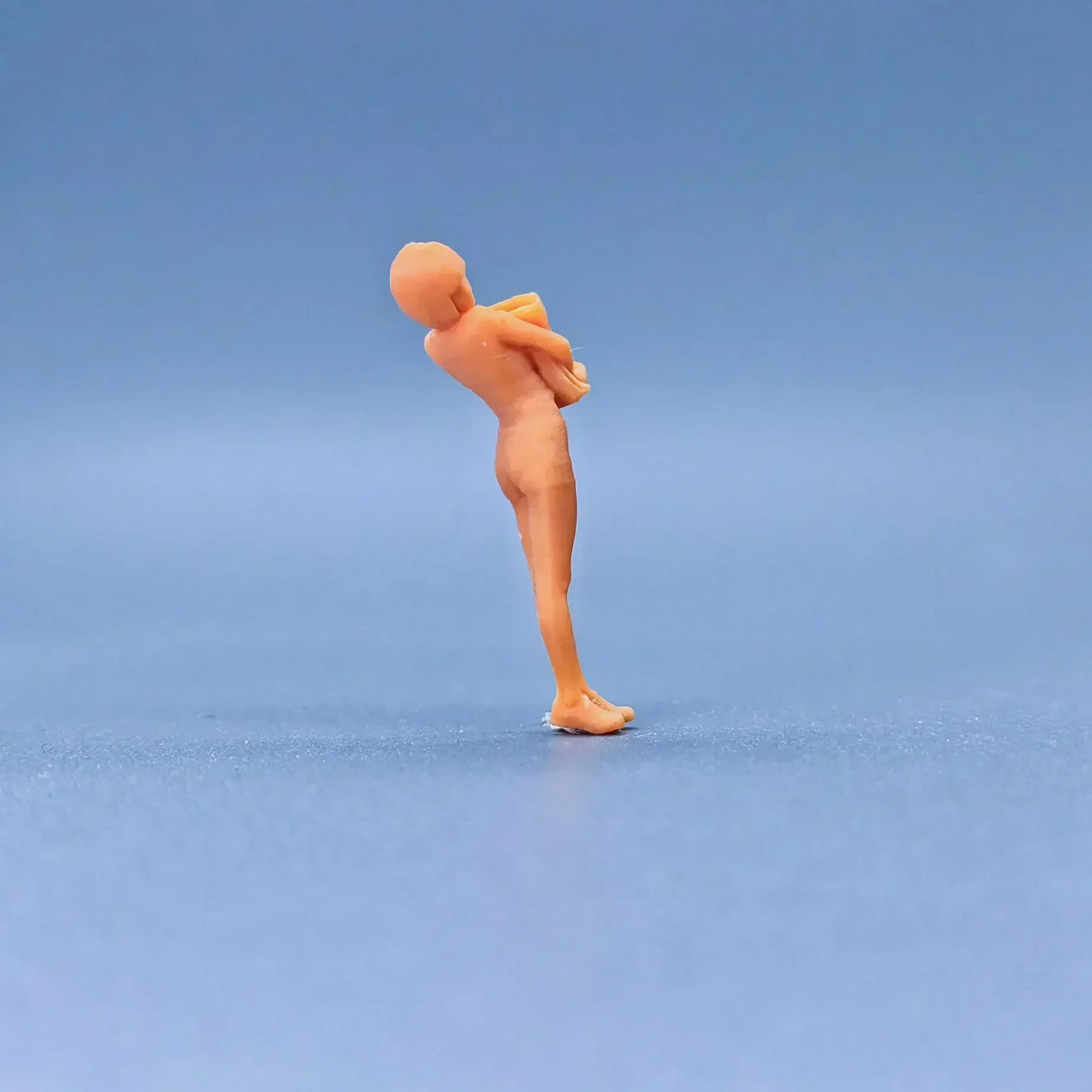 1/64 1/43 Schaalmodel Hars Schattig en schattig meisje met tas Ongekleurde miniatuur Diorama Handgeschilderd S809