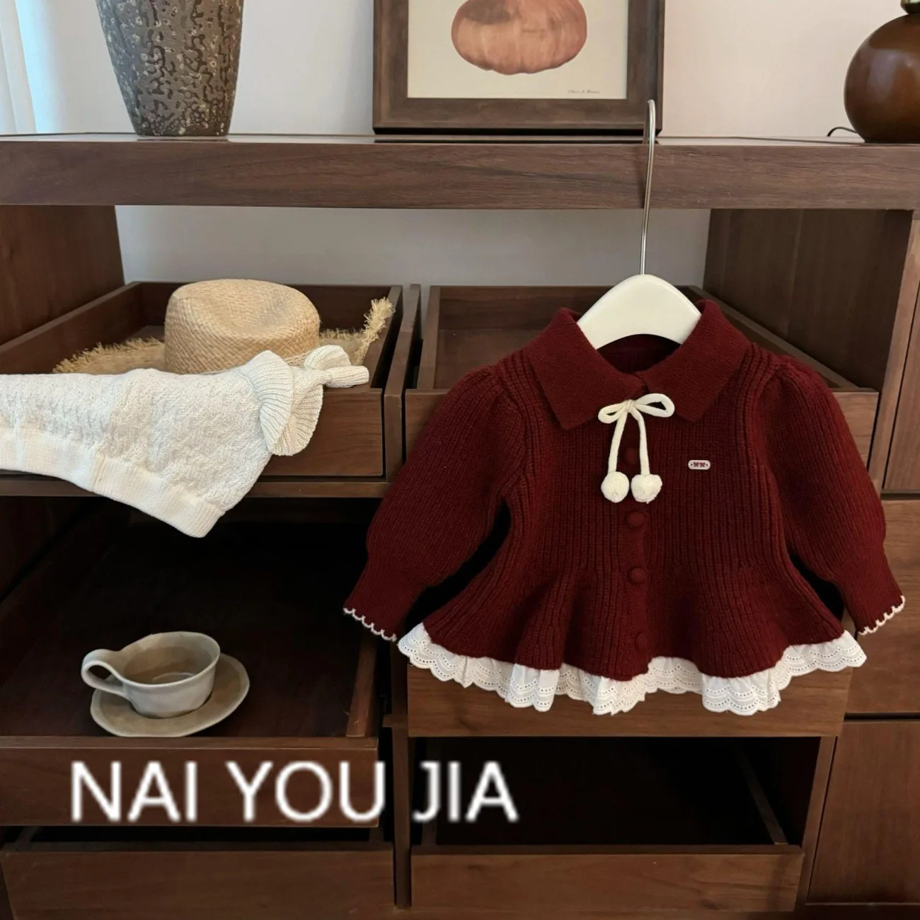 

Вязаный новогодний свитер 2026, новый стиль, маленькая ароматная юбка принцессы для маленьких девочек, вязаный свитер