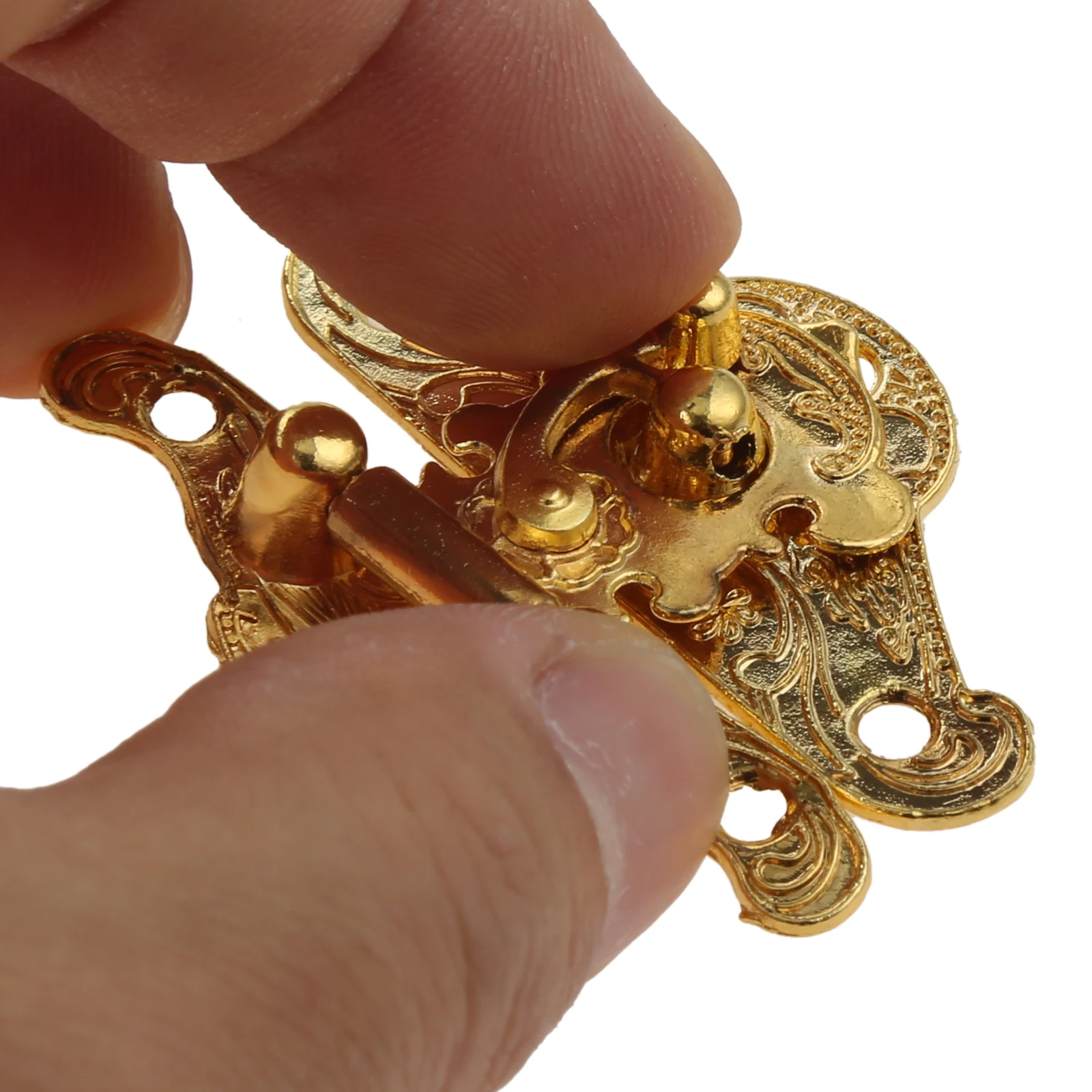 2 Pcs Antique Gold Box Hasp Lock Latch Vintage Decorative Jewelry Gift Wooden Box Buckle Hook +Screws Furniture Fittings 48*37mm