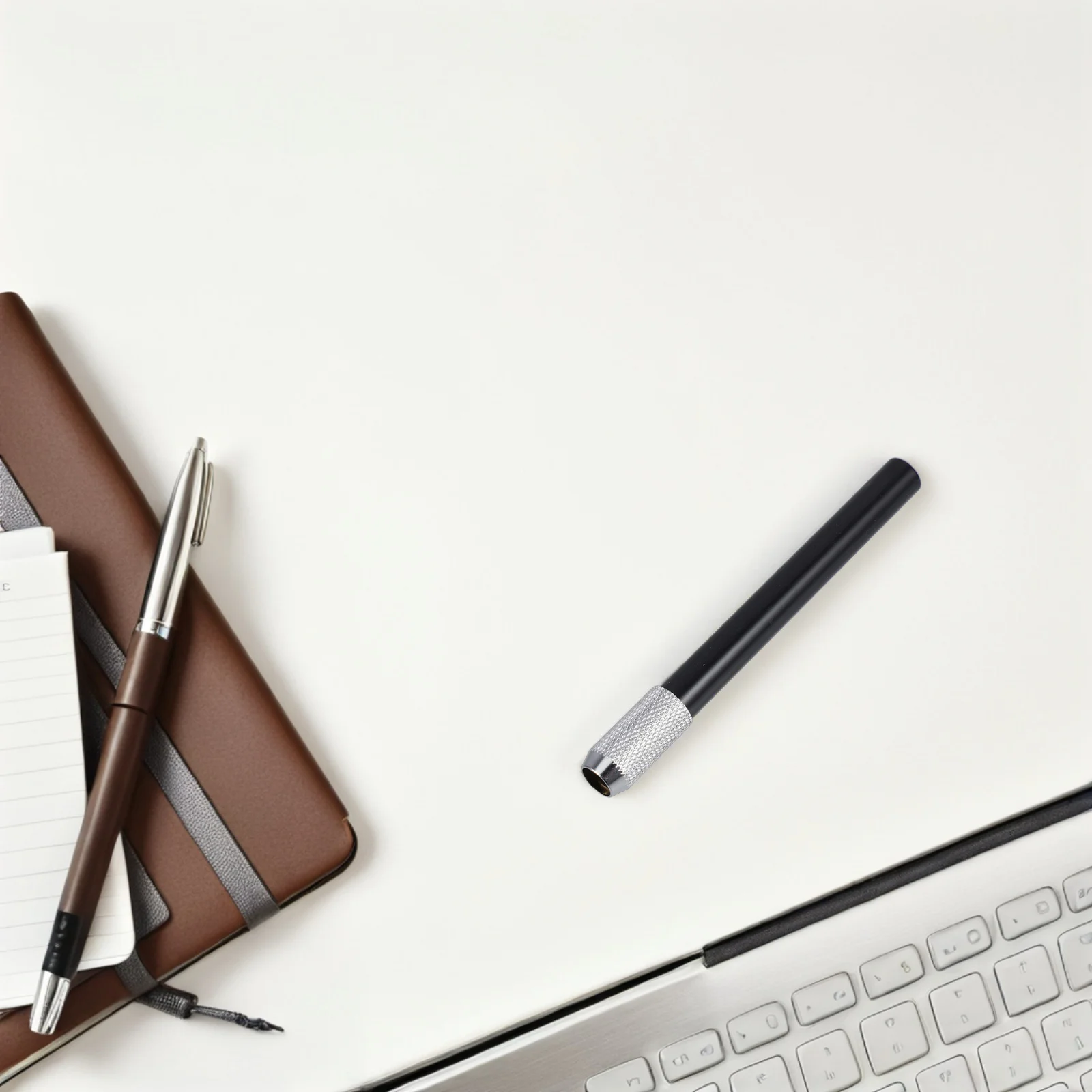 

4Pcs Pencil Extender for Artists Students Universal Design Portable Metal Handle Pen Holder Sketch Writing School