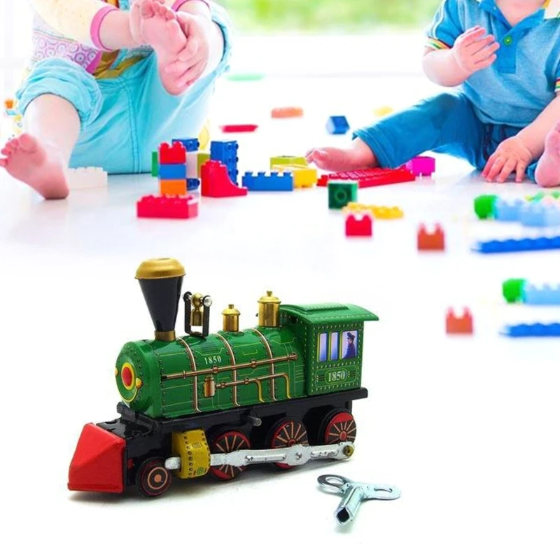 Kids Vintage Green Tinplate Train Clockwork Toys Boys Metal Train Mini Car Toy Vehicle Model Collection Home Desktop Decoration