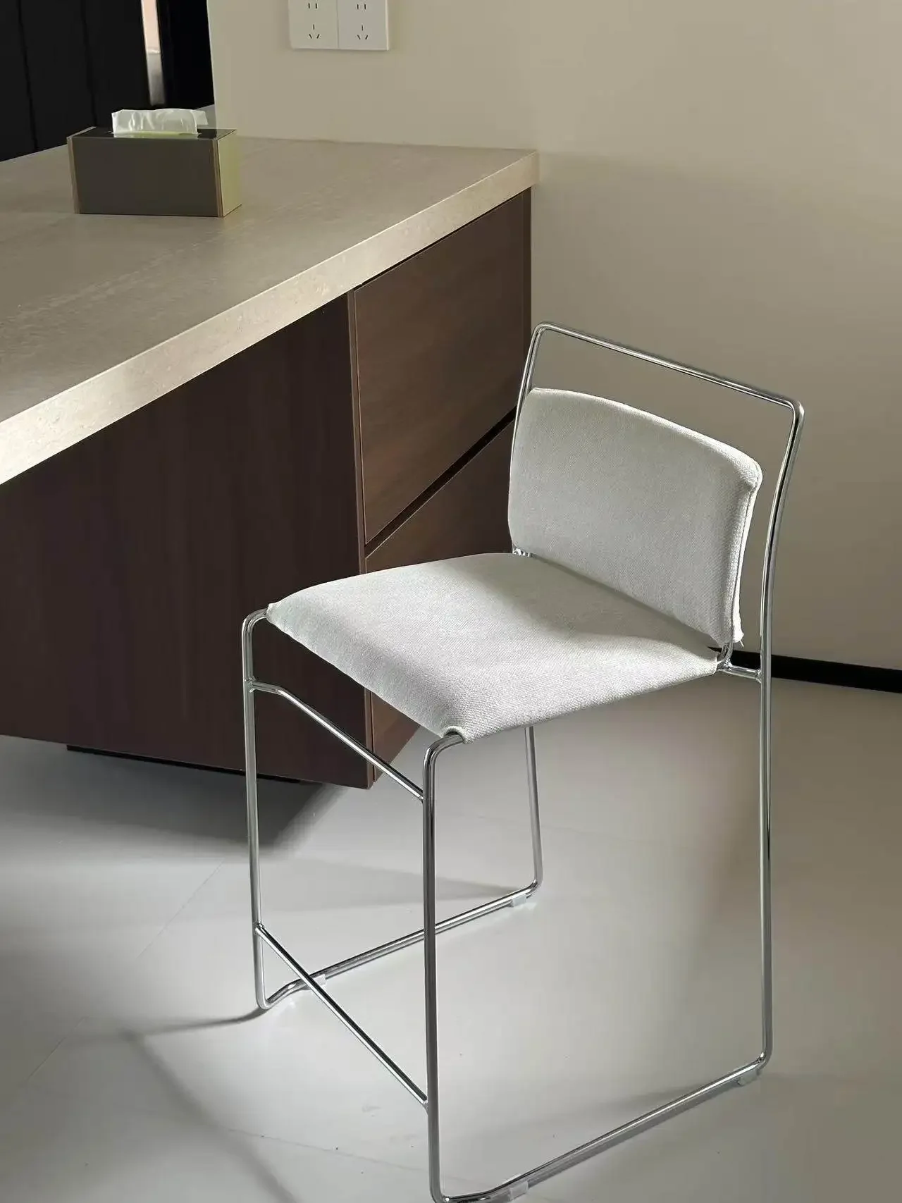 AA medieval style dining chair home Bauhaus small apartment Internet celebrity high-end study chair café upholstered back chair