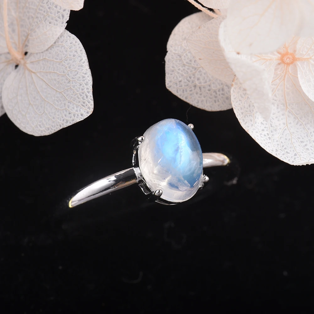 ITSMOS Moonstone Classic Rings Luxury Natural Gemstone Four Claws Band Jewelry Crystals Oval for Womens Lover Rings Gift