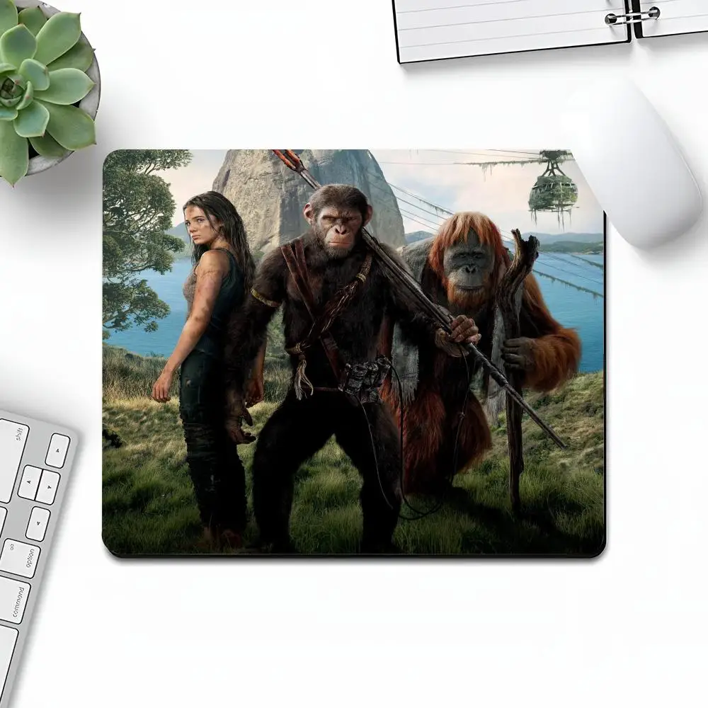 Kingdom of the Planet of the Apes Mouse Pad Art Gaming Small Rubber Locking Edge Large Computer MousePad Laptop Trendy Desk Pad