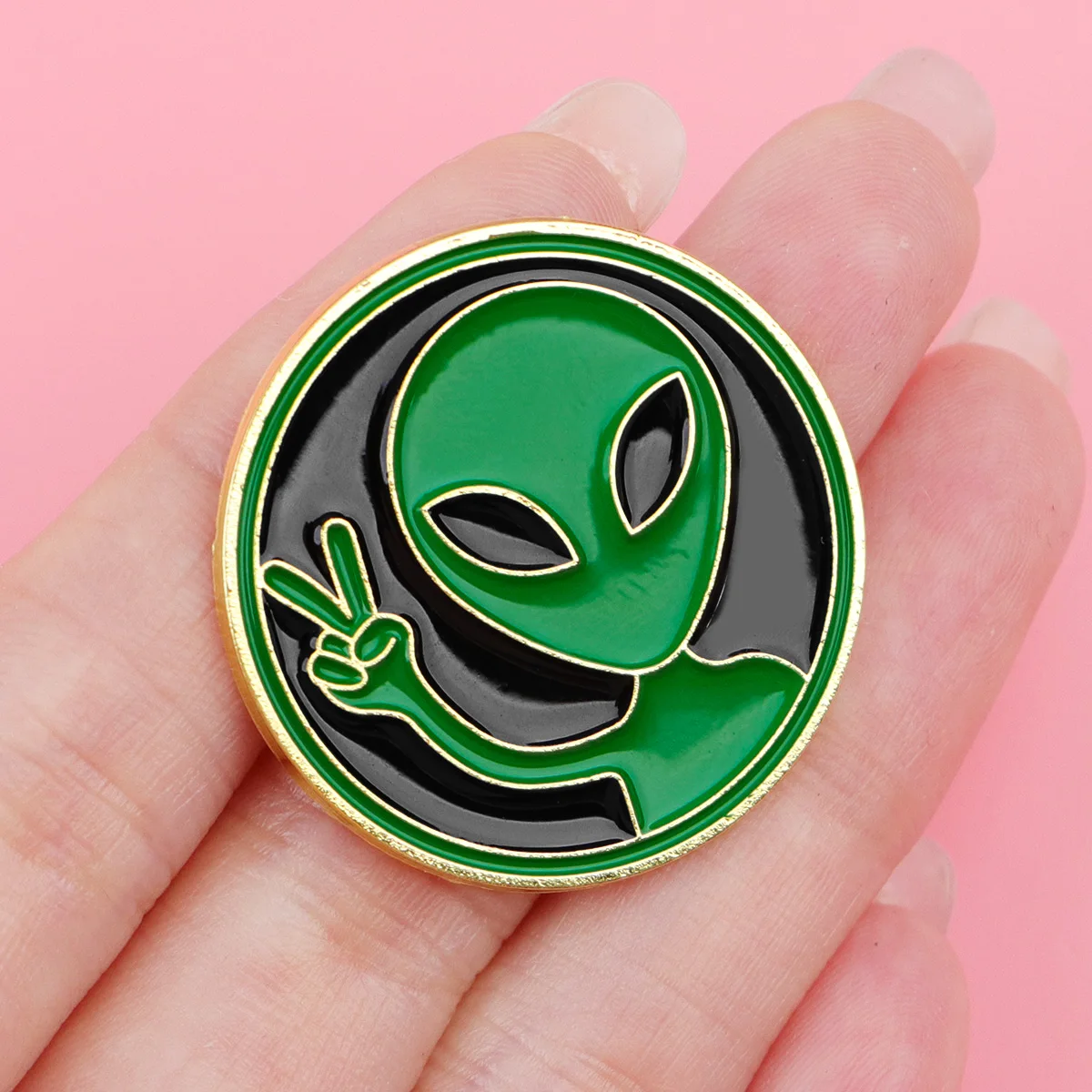 Cute Cartoon Black Cat Enamel Pins Funny Alien Cow Brooches Lapel Pins for Backpacks Hats Bags Art Gift for Fans Collectors