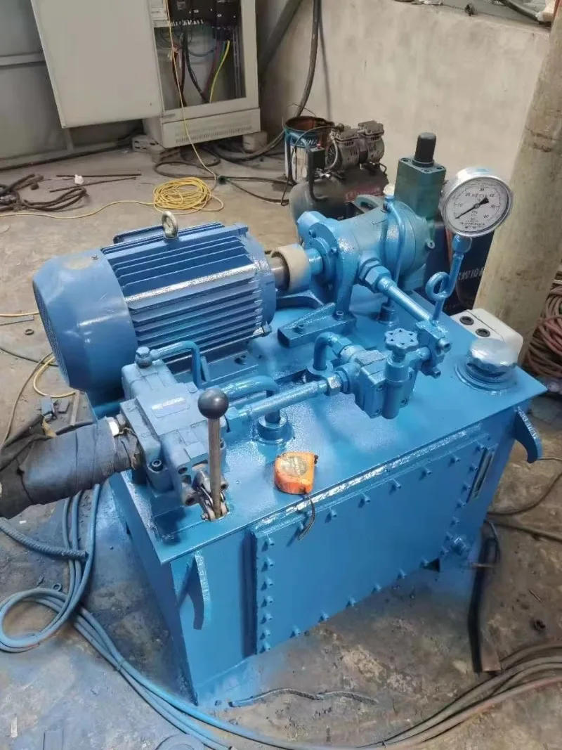 Manual Strapping Hydraulic Vertical Waste Paper Baling Machine for Plastic Film Carton Custom