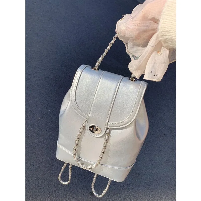 

2023 Women Designer Fashion Shoulder Bag For Spring And Summer Chain Small Square Bag Bucket Shoulder Bag