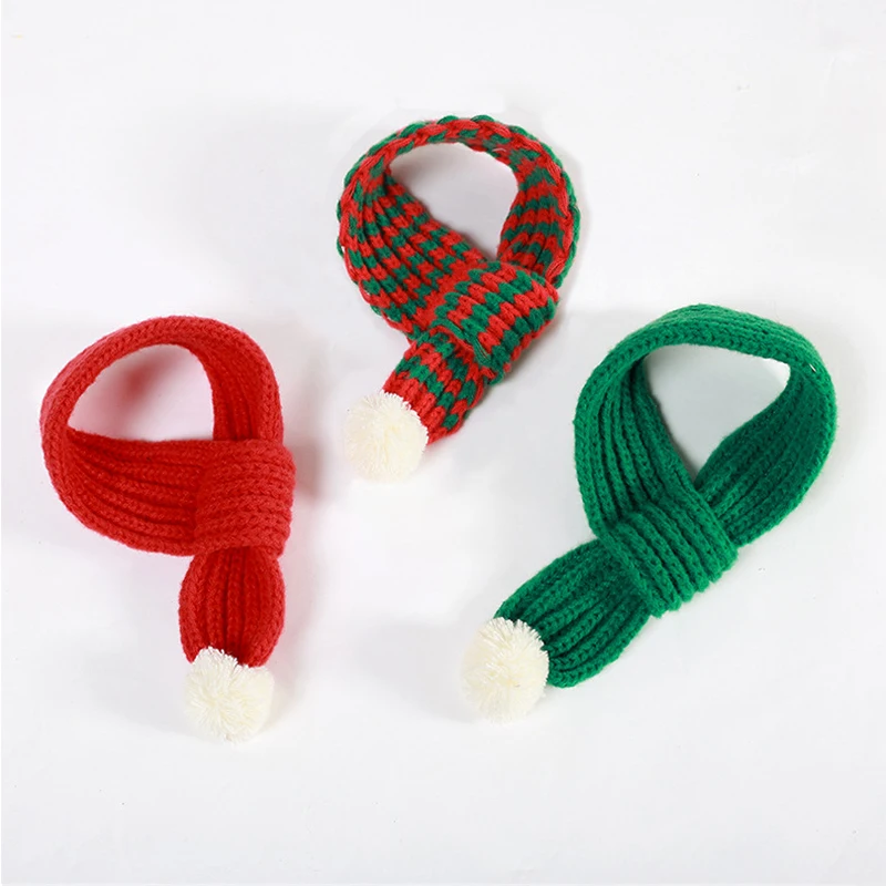 Dog Scarf Pet Warm Knitted Scarf With White Pompom Ball Cat Scarves Winter Supplies Dogs Christmas New Year Accessories