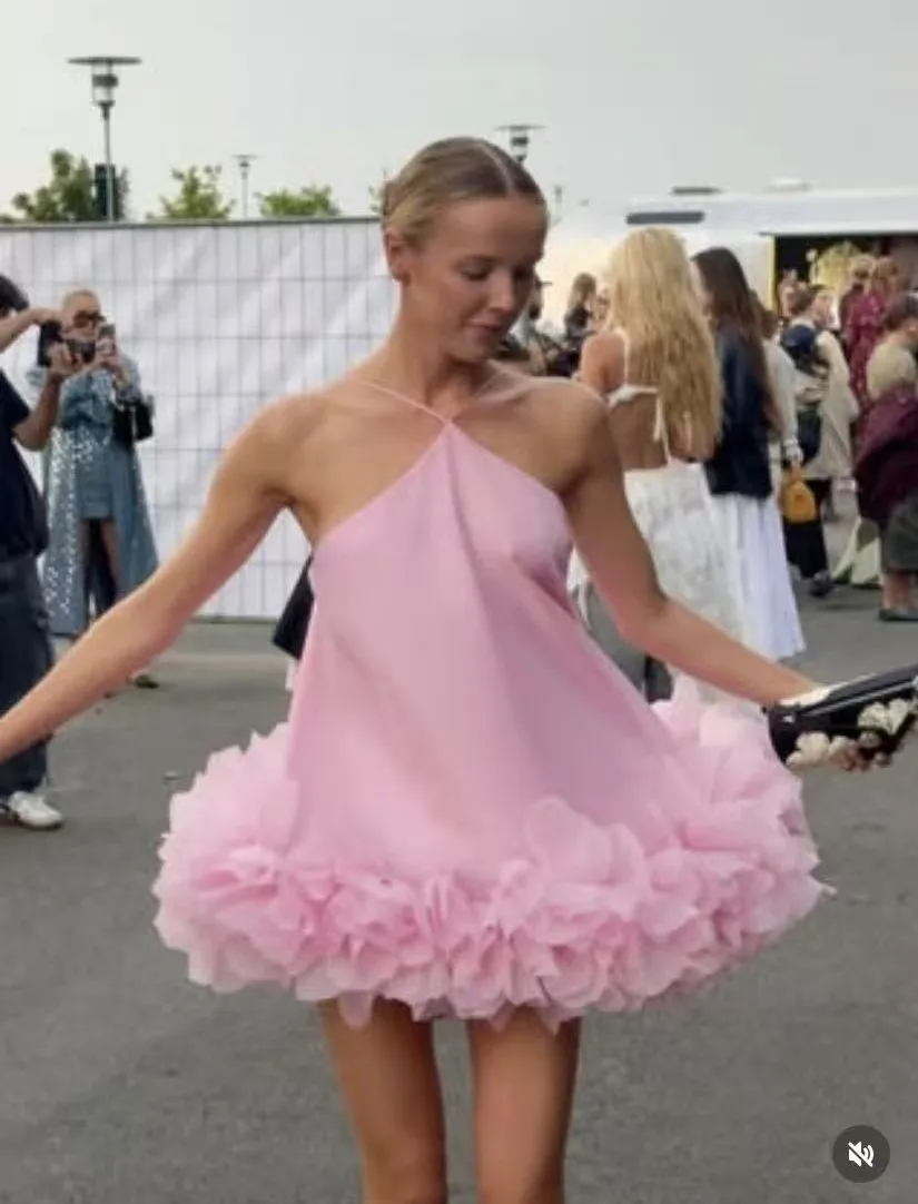 Chique Mini Tutu Vestidos Floral Em Camadas Sem Encosto Curto Halter Sexy Vestido de Baile em Camadas плаokubе для беheitsм onderн