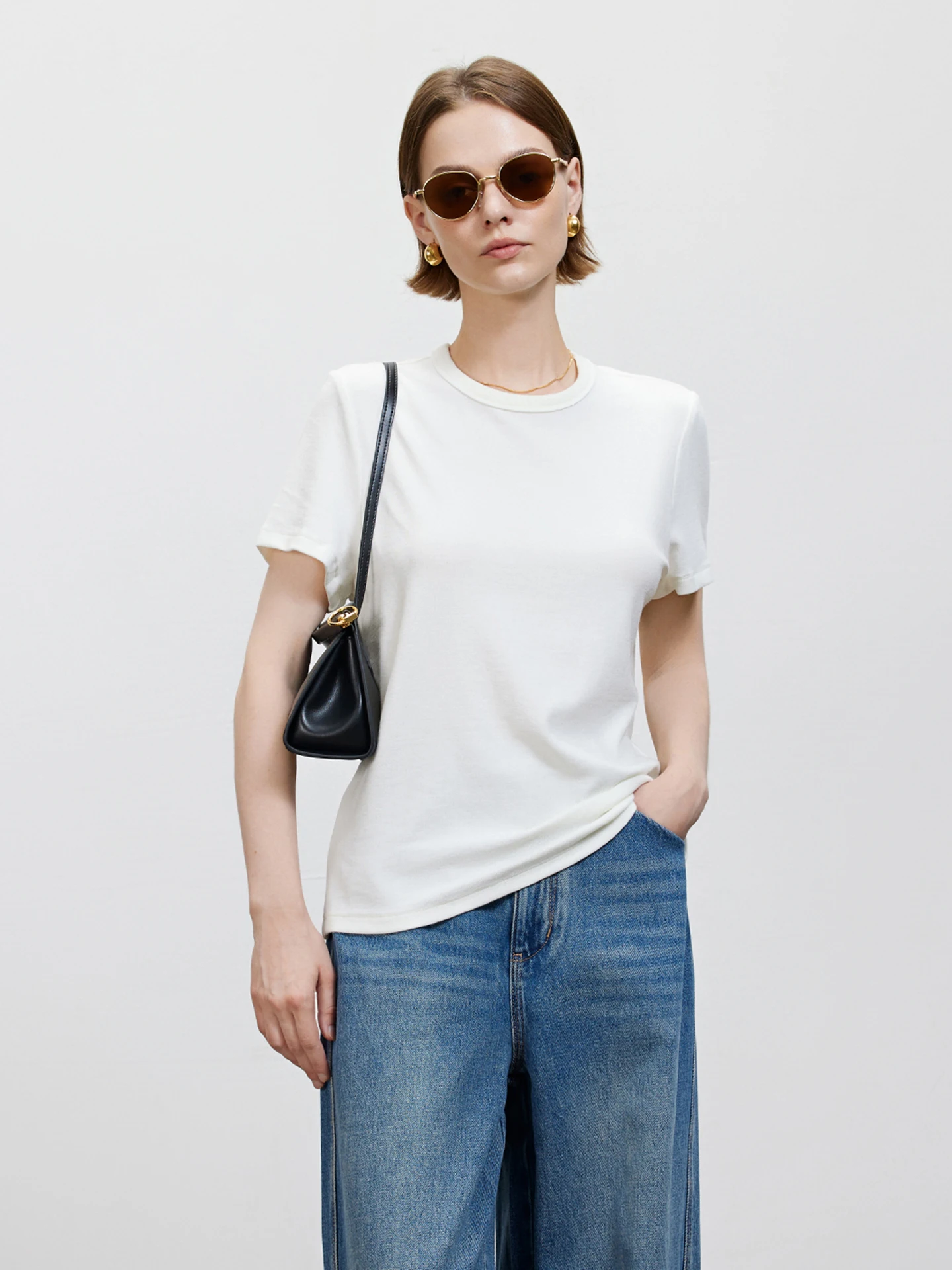 

LUR Luxury Lightweight Basic Mask ort Sve round Ne Women's T-irt High Elastici Comfortable Breathable Cotton Blend