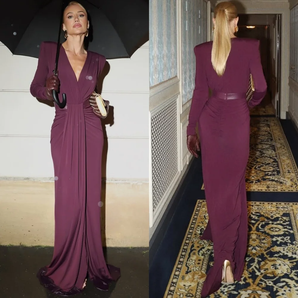 

Customized Formal Burgundy Homecoming Dresses Elegant V-Neck Long Sleeves Evening Gowns High Quality Special Occasion Gowns