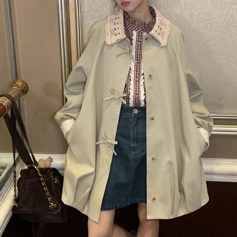 

Flower Bud Crochet Fake Collar Windbreaker Coat for Women Sweet and Cute Preppy Style Petite Coat