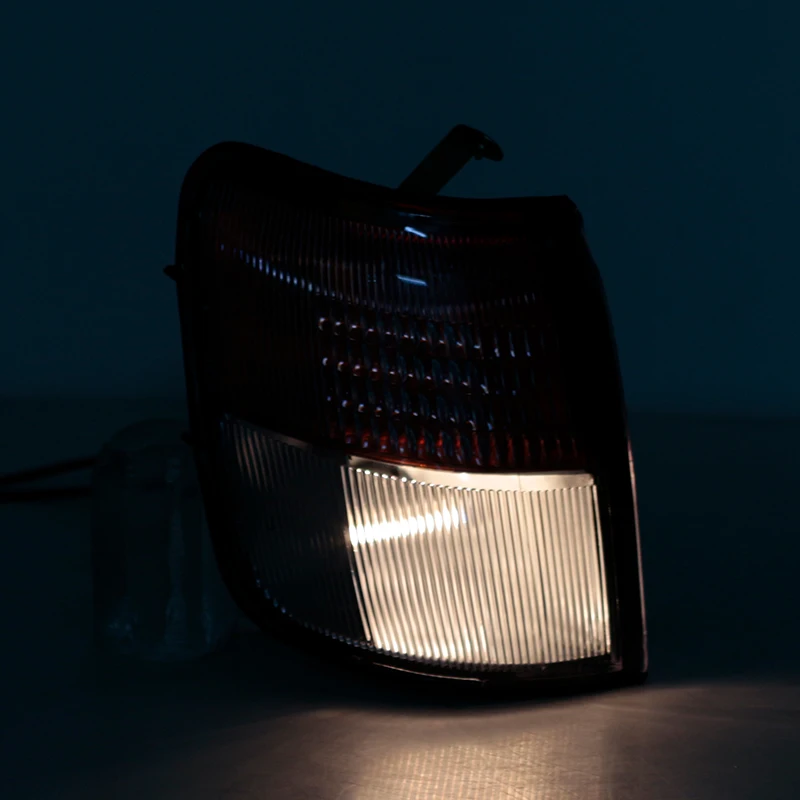 PMFC For Mitsubishi Pajero Montero Shogun 1993-1995 1996 MR124957 MR124958 Corner Light Turn Signal Lamp Indicator Headlight