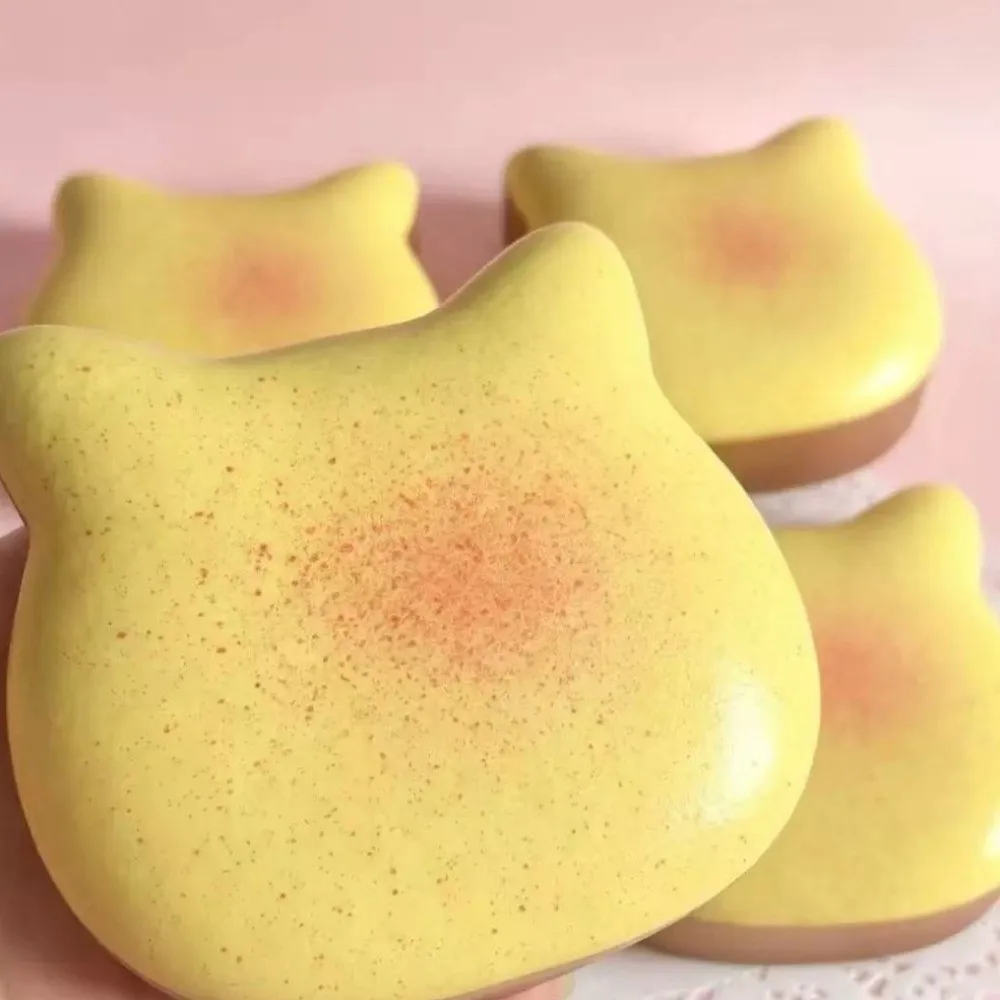 Simulated Cat Toast Kneading Toy Slow Rising Soft Slow Rising Rebound Squeeze Toy Hand Relaxation Squeeze
