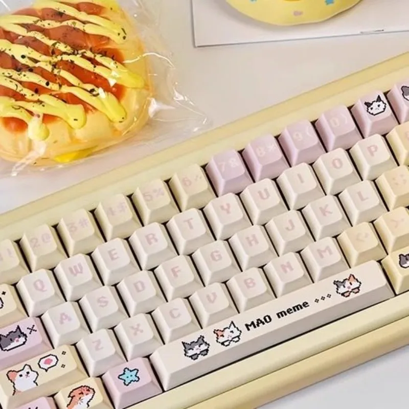 

Pixel Style Cute Kitten Theme Keycaps Set 132 Keys Pbt Sublimation Cherry Profile Personality Keycaps for Mechanical Keyboard