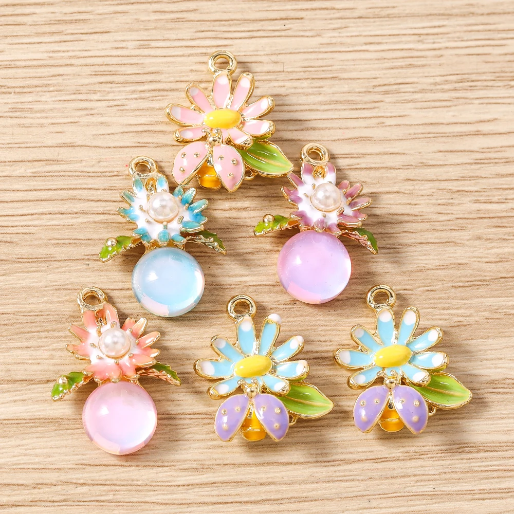 

Tusember 10pcs Cute Crystal Daisy Flower Ladybug Bees Charms for Pendant DIY Earrings Bracelets Necklaces Handmade Craft