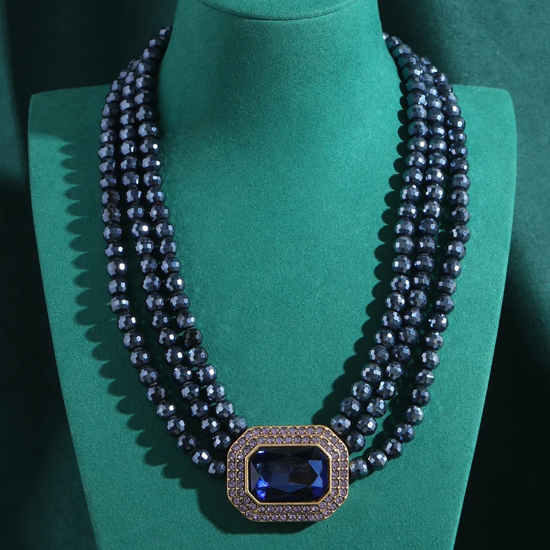 

Vintage Layered Necklace Beaded Woman Blue Square Crystal Pendant Charm Gold Color Summer Accessories Luxury Designer Jewelry
