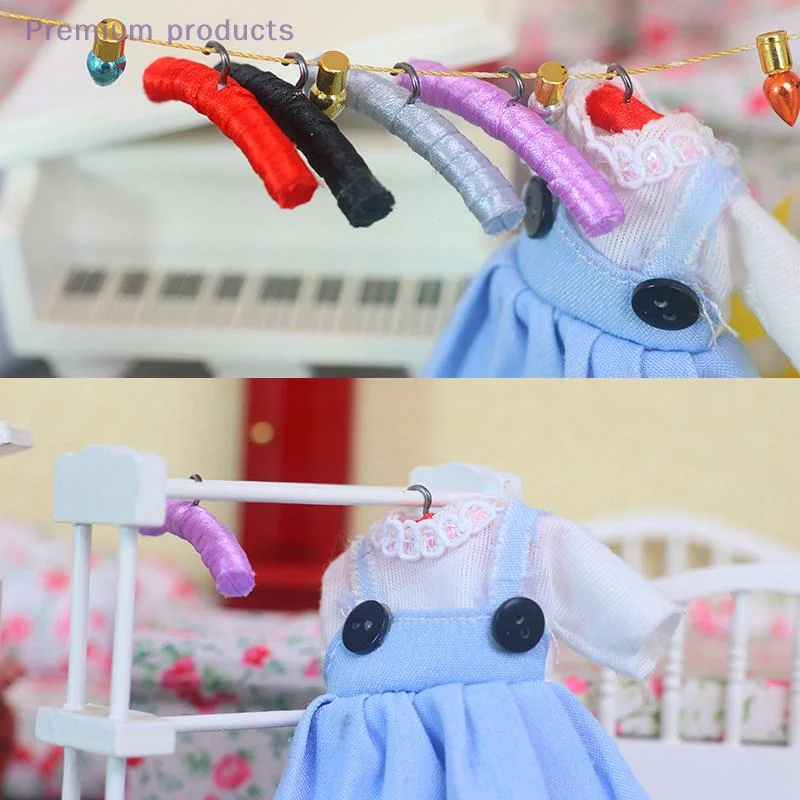 4 قطعة 1/12 زخرفة الأثاث المشهد الصغير صور الدعائم التظاهر اللعب دمية محاكاة شماعات معطف صغير مجموعة دمية #1