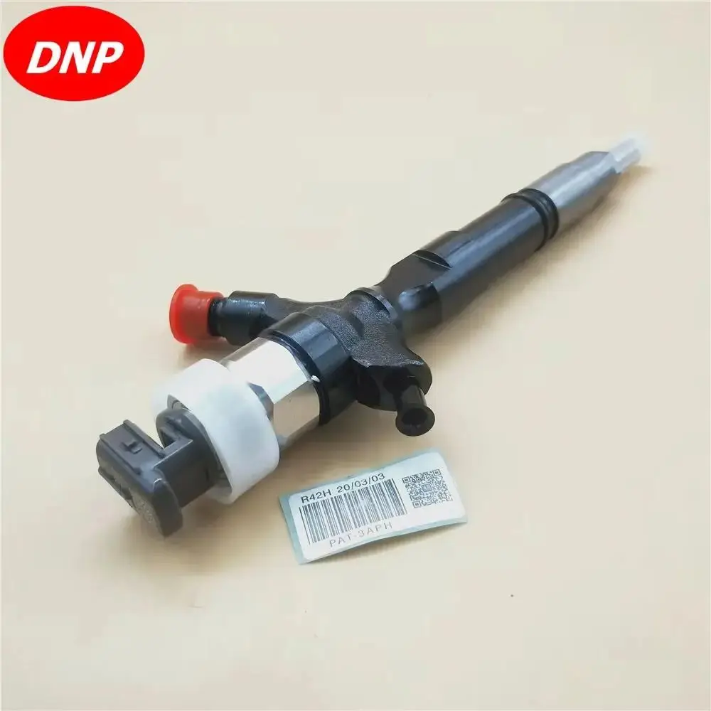 

Форсунка дизельного топлива DNP подходит для Toyota Hilux 23670-39365 295050 -0460 295050 -0200 2367039365 23670-39435 2367039435