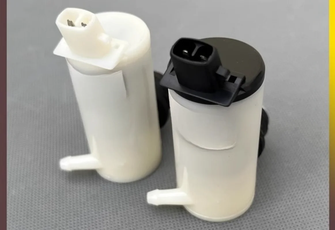 

Windshield Washer Pump Rear Window Wiper Motor for 2014-2016 Baojun 730 560