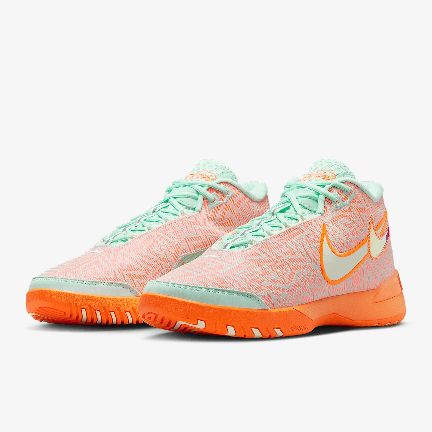 Nike genuine LeBron men's cushioned basketball shoes with durable and fashionable design HF0711-301