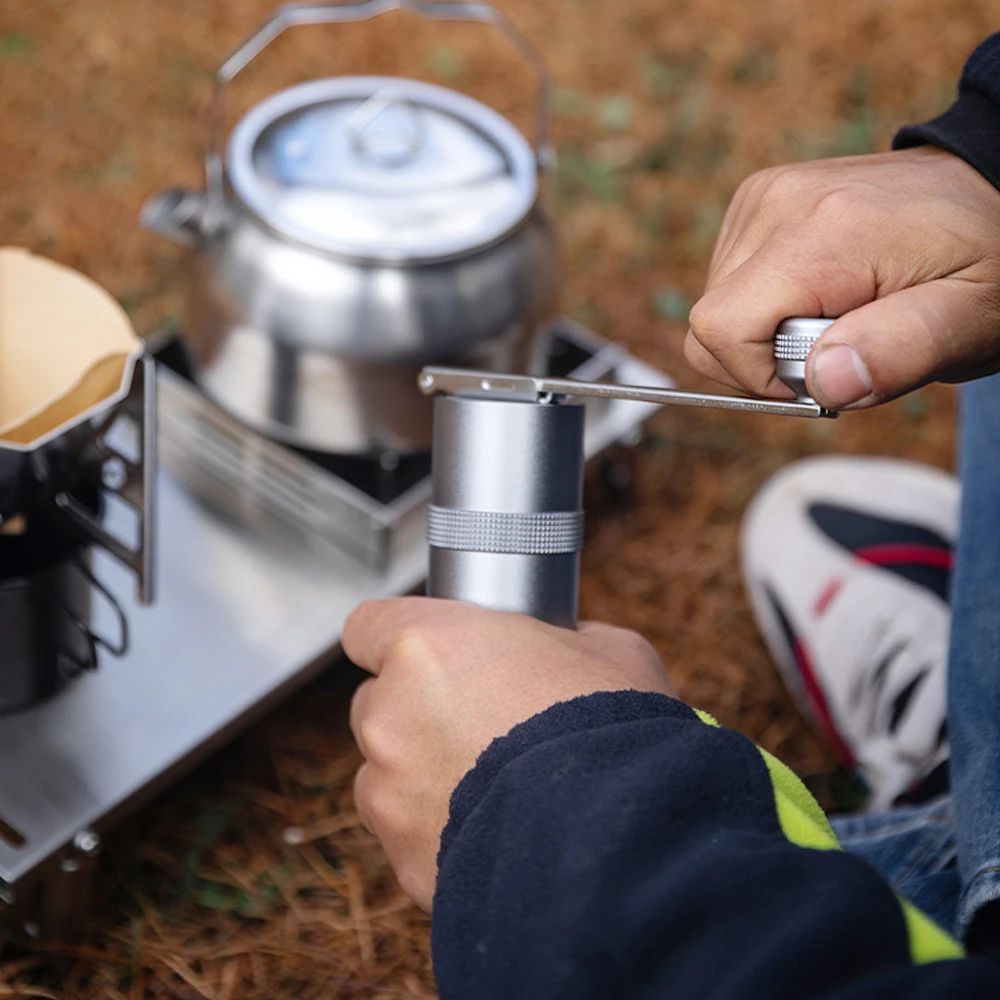 Molinillo de café Manual portátil para exteriores, molinillo de acero inoxidable con núcleo de molienda, rebabas de mano con mango plegable, CC-152