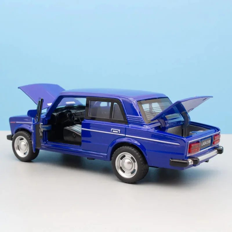 Alloy Toys Car Model Classic Metal Die-casting Sound Light Pull Back Vehicle For Collection Kids Gift