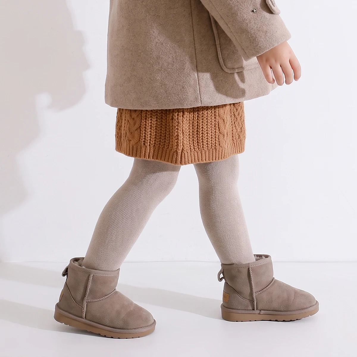 2 Stück, integrierte Fleece-Strumpfhosen für Kleinkinder, warme Winter-Leggings mit Fußteil, in verschiedenen Farben. – Detail 3