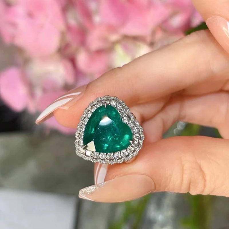 

Heart Shaped Green Gemstone Ring with Sparkling Accents Perfect for Romantic Occasions and Elegant Fashion Women Jewelry Gift