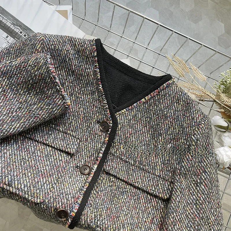 Slimming Effect Woolen ort Jaet with Button Design V-Ne Embellied for Women Commute Sle Long Sve Thiened Coat