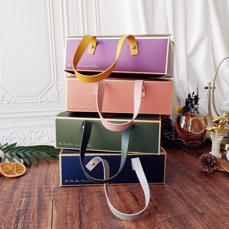 

10pc 22x15x7cm Cake Box Gifts Packaging Color Paper Bronzing Box with Partition Leather Handle Chocolate Gifts Box Party Package