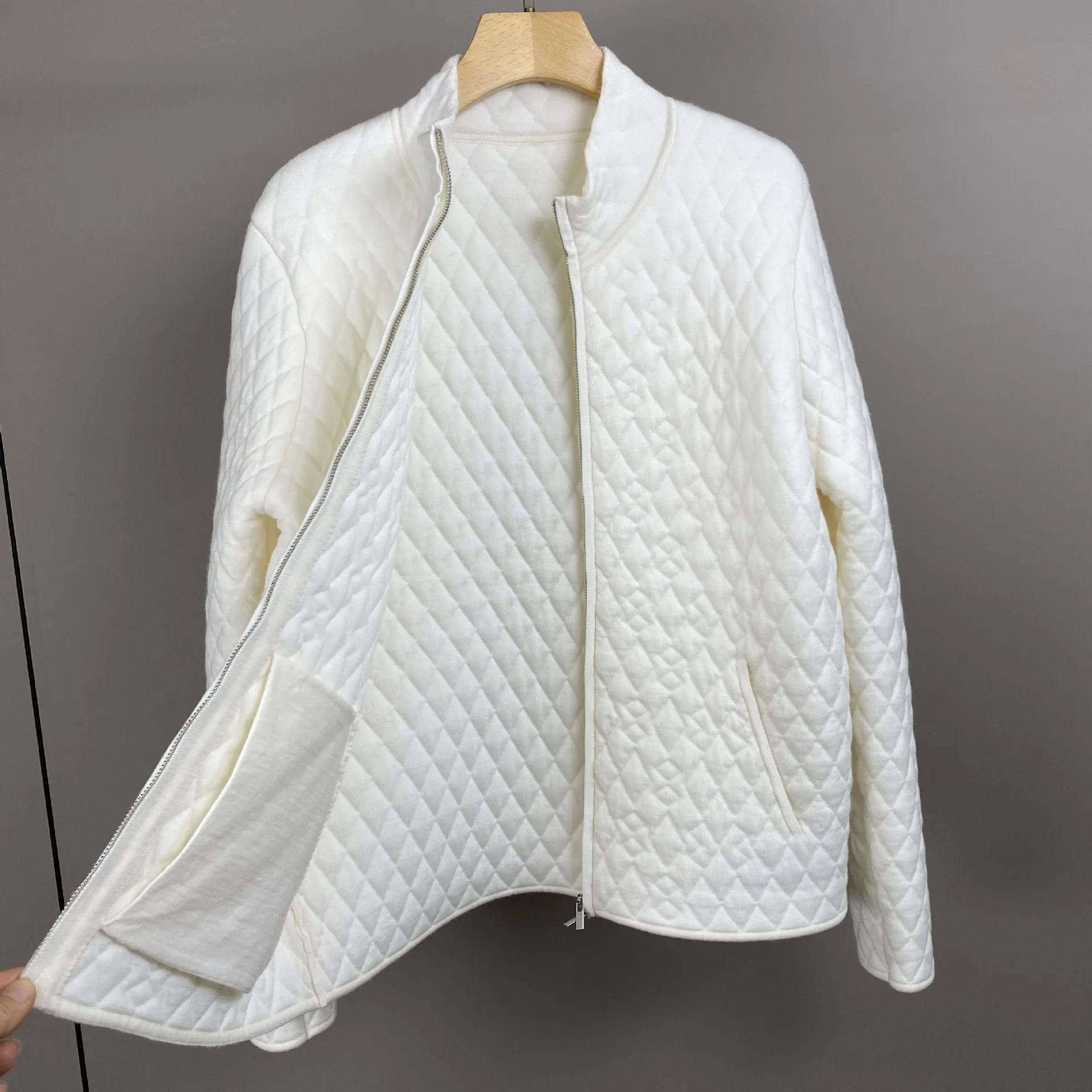 2025 automne/hiver nouveauté: motif diamant col montant laine poche à glissière à la mode et polyvalent décontracté coton rembourré J