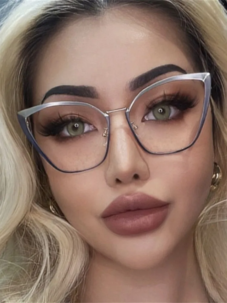 

Luxury Designer Sunglasses Women's Cat Eye Metal Glasses Frames Cool Summer Beach Glasses Fashion Optical Glasses