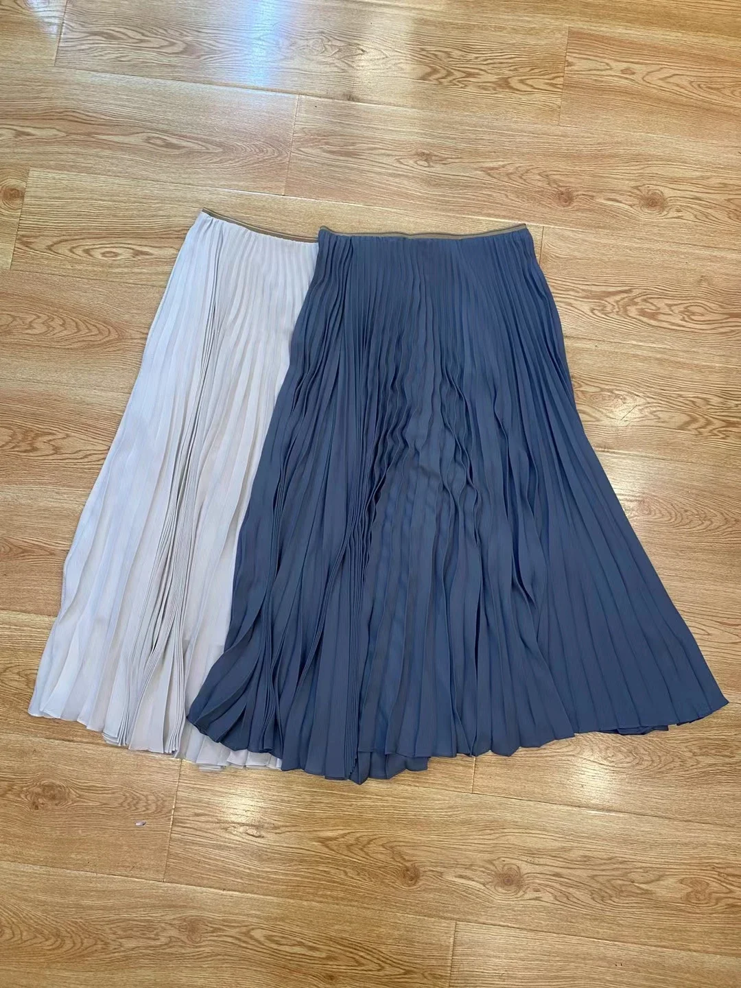 Midi Jupe for Women 2024 New Spring Summer High Waist Classic Simple Versatile Midi Pleated Skirt