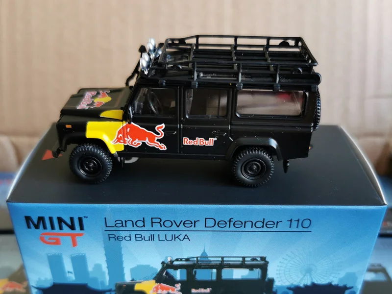 TSM Minigt 1/64 #110 Land Rover Defender 110 LUKA Black Simulation Die-cast alloy car collection model toy collection gifts