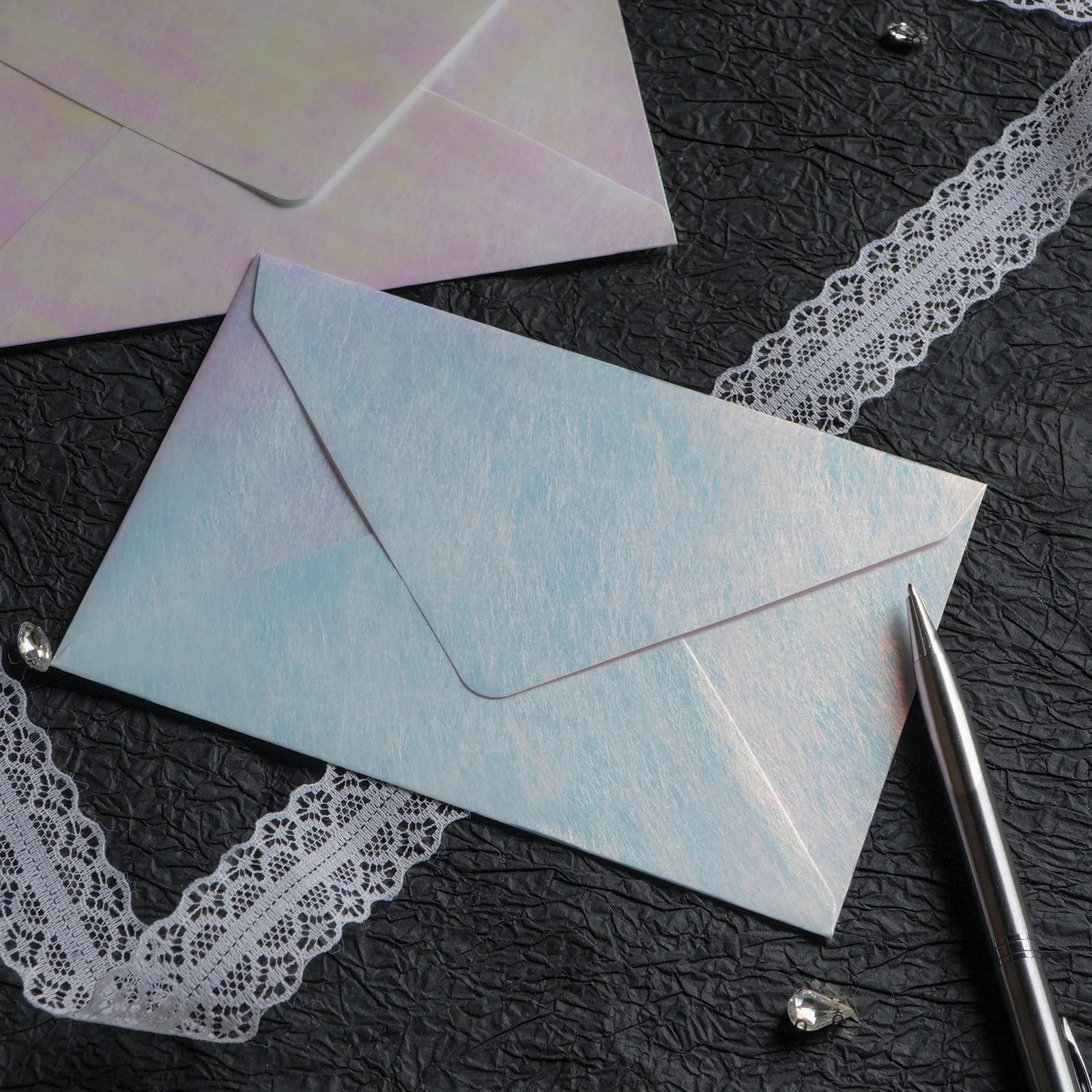 

20PCS Ins Iridescent Envelopes Letter Set Ins Aesthetic Silk Texture Gradient for Business Invitation Wedding Love Letter