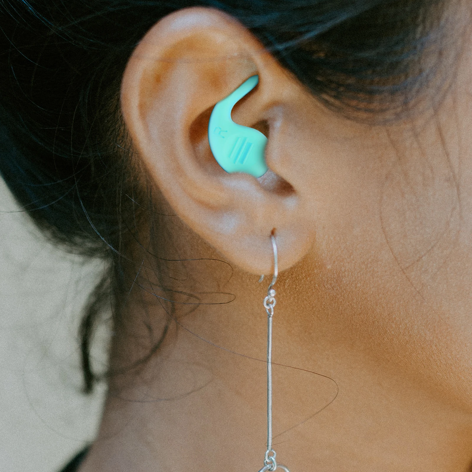 

2pcs Silicone Earplugs Green Noise Canceling Sleeping Swimming Concert Use Ear Plugs for Noise Reduction Storage Case Industrial