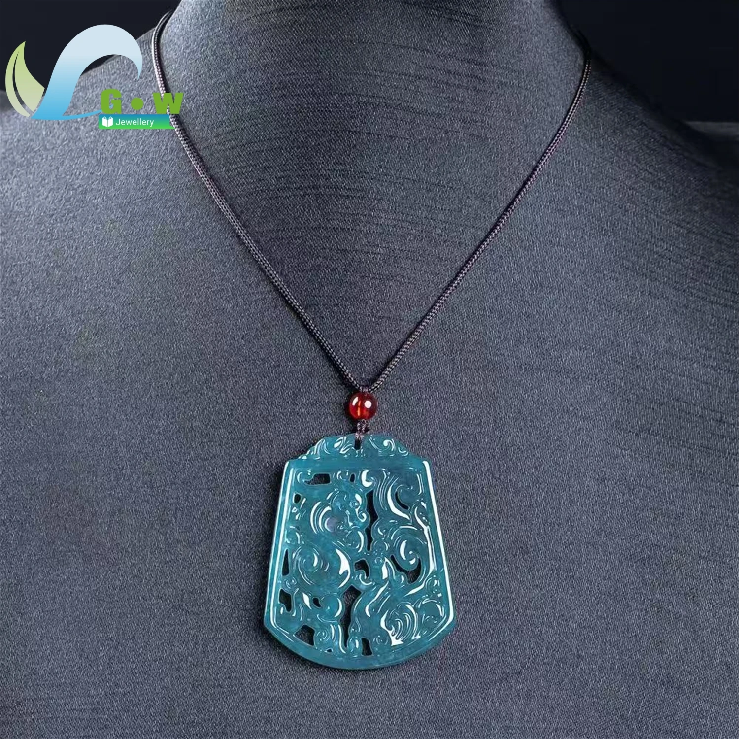 pendentif-en-jadeite-naturelle-de-qualite-a-motif-cerf-bleu-aquatique-paysage-de-neige-sculpte-style-ethnique-pour-couple-unisexe-ornement-suspendu-bijou-cadeau