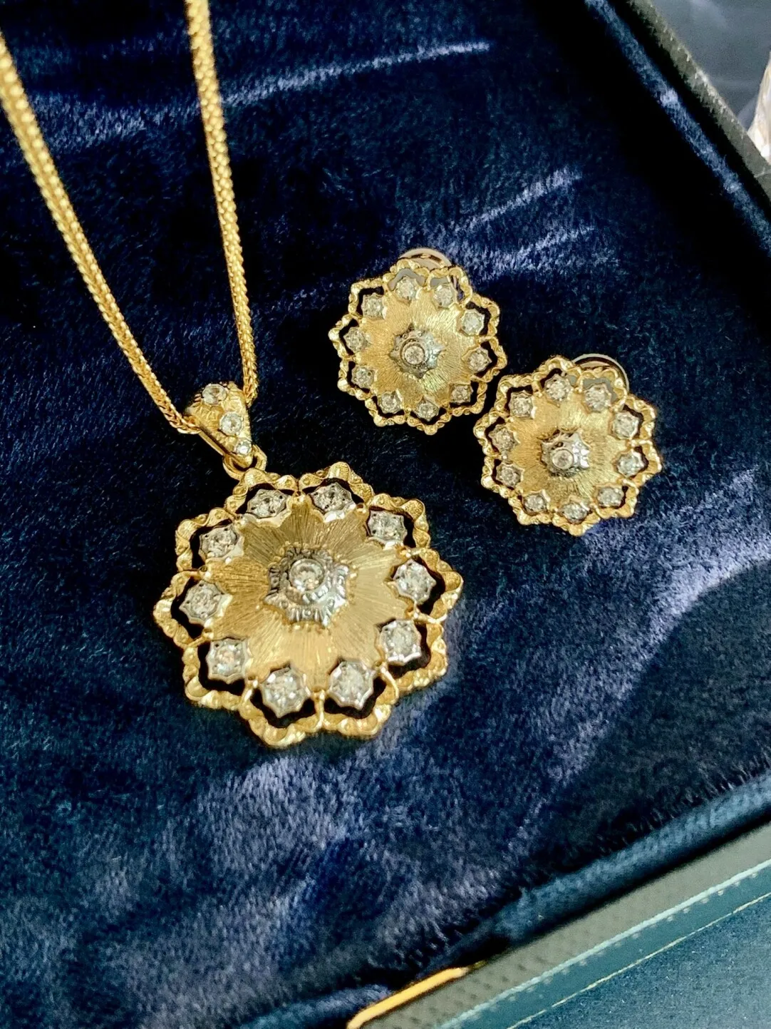 Italian Medieval Style Hand-Brushed Sunflower Pendant Necklace/Earrings S925 Silver Gold-Plated