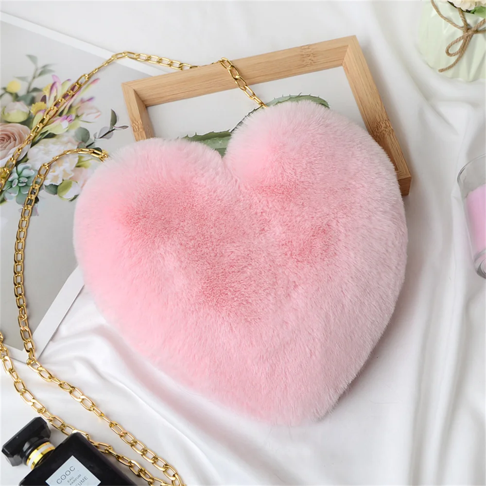 Women\'s Heart Shaped Handbags Cute Kawaii Faux Fur Crossbody Bags Wallet Purse Plush Chain Shoulder Bag Lady Handbag Gifts