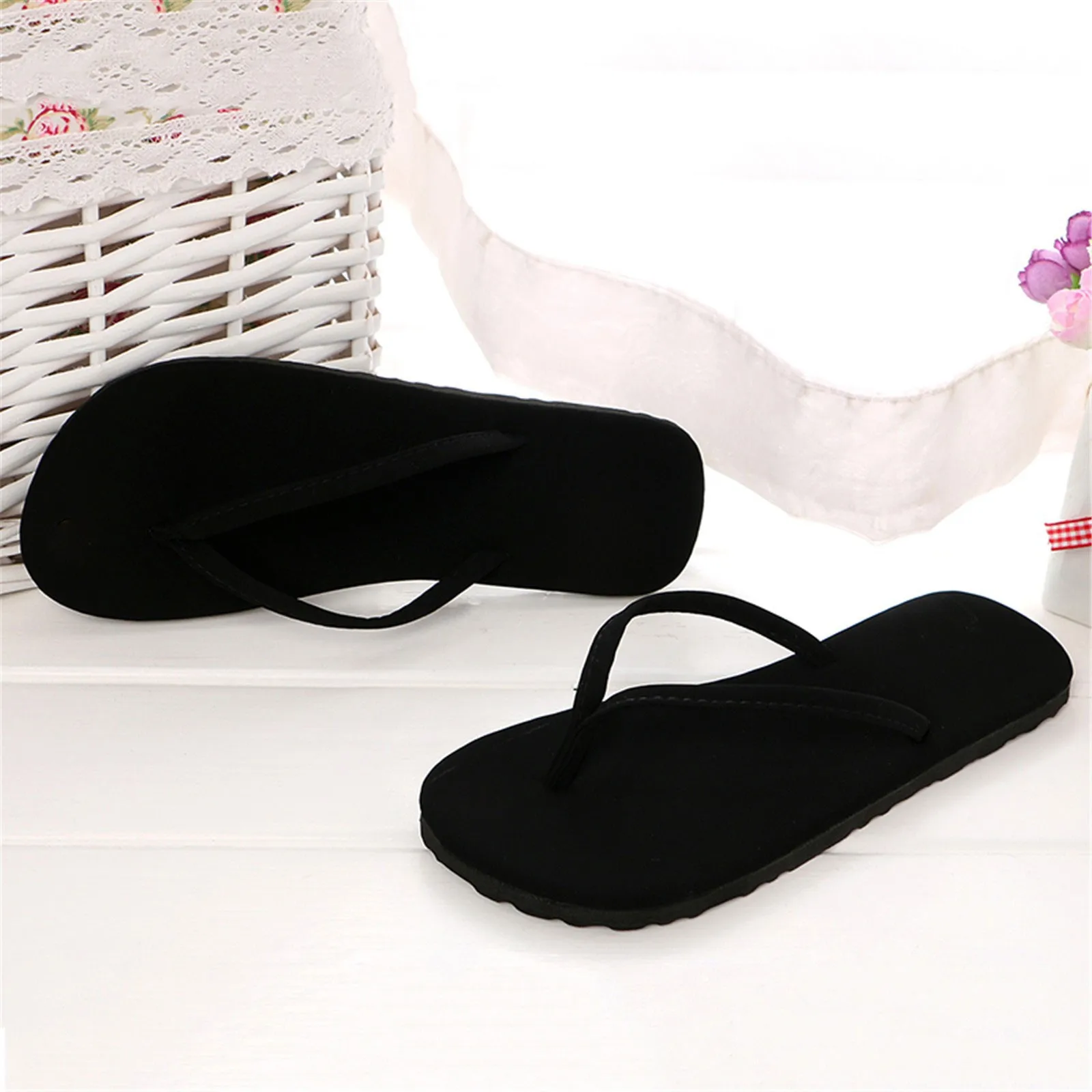 Women’S Shoes Flat Flip Flops Non-Slip Fashion Casual Breathable Outdoor Beach Shoes Zapatos Mujer 2024 Tendencia