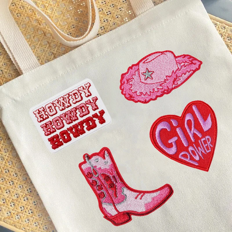 1PC Chic Rosa Cowgirl Power Gestickter Patch Eisen Auf Nähen Auf Patches Für Kleidung Kappe Tasche Jacke DIY Geschenk abzeichen Mit Heißer Kleber