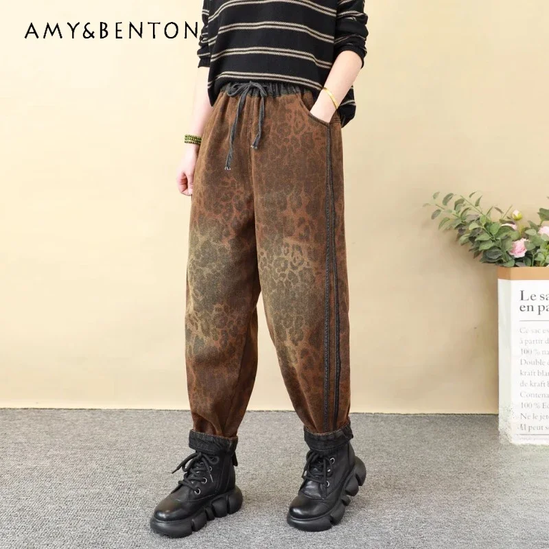 

2024 Autumn Winter Retro Leopard Print Fleece Jeans Women's Elastic Waist Strap-up Harlan Daddy Pants Loose Thickened Trousers