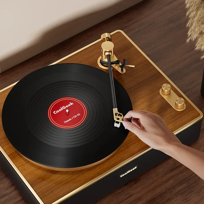 CS-01 vinyl record player integrated bluetooth audio cool geek retro living room film phonograph